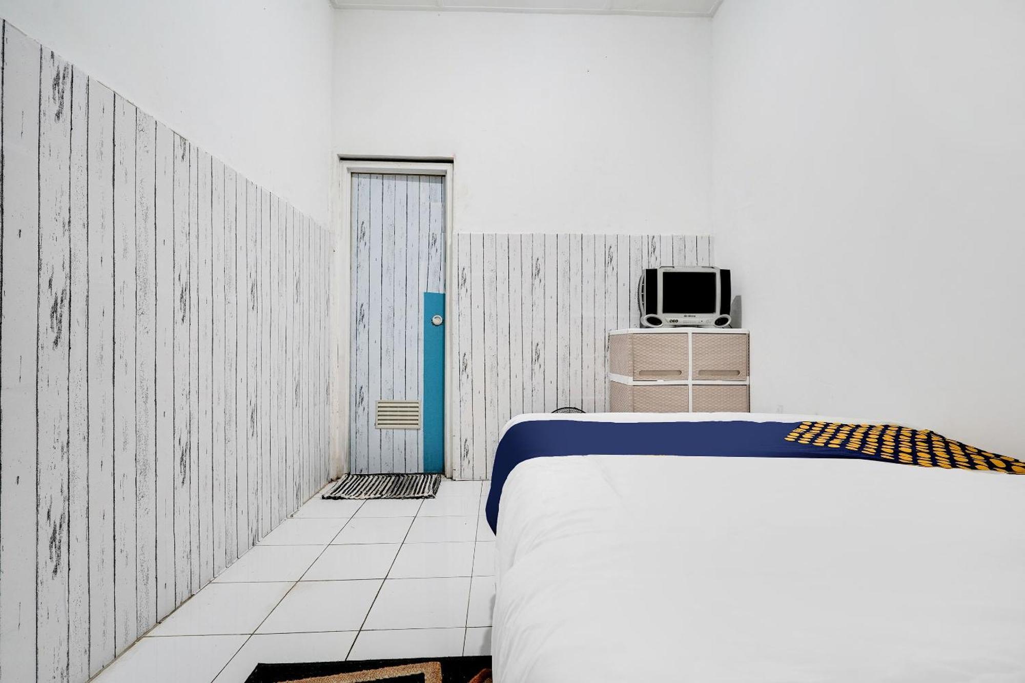 Hotel Spot On 91775 14 Syariah Bandung