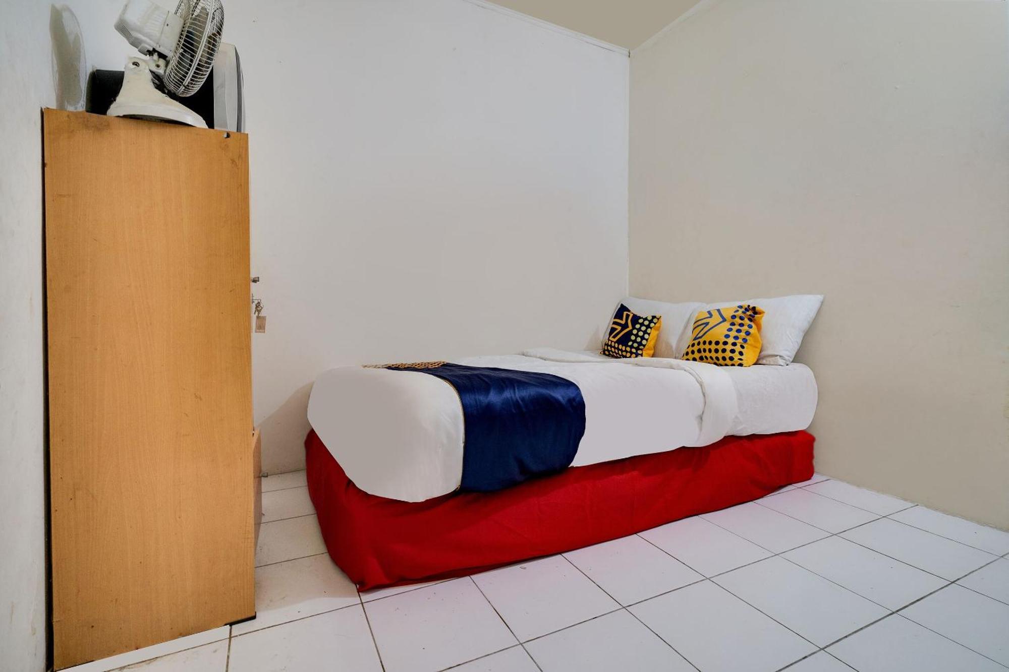 Hotel Spot On 91775 14 Syariah 2*